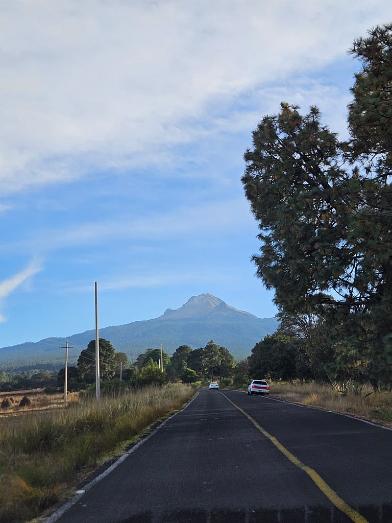 the road towards la malinche with the summit in view